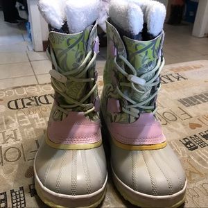 Sorel Girls snow boots